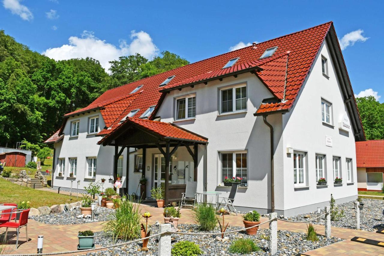 Selliner Pension Am Waldrand Exterior photo